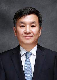 김진일